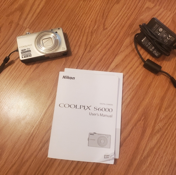 Nikon Coolpix S6000 14.2 MP Compact Digital Camera - Picture 5 of 5